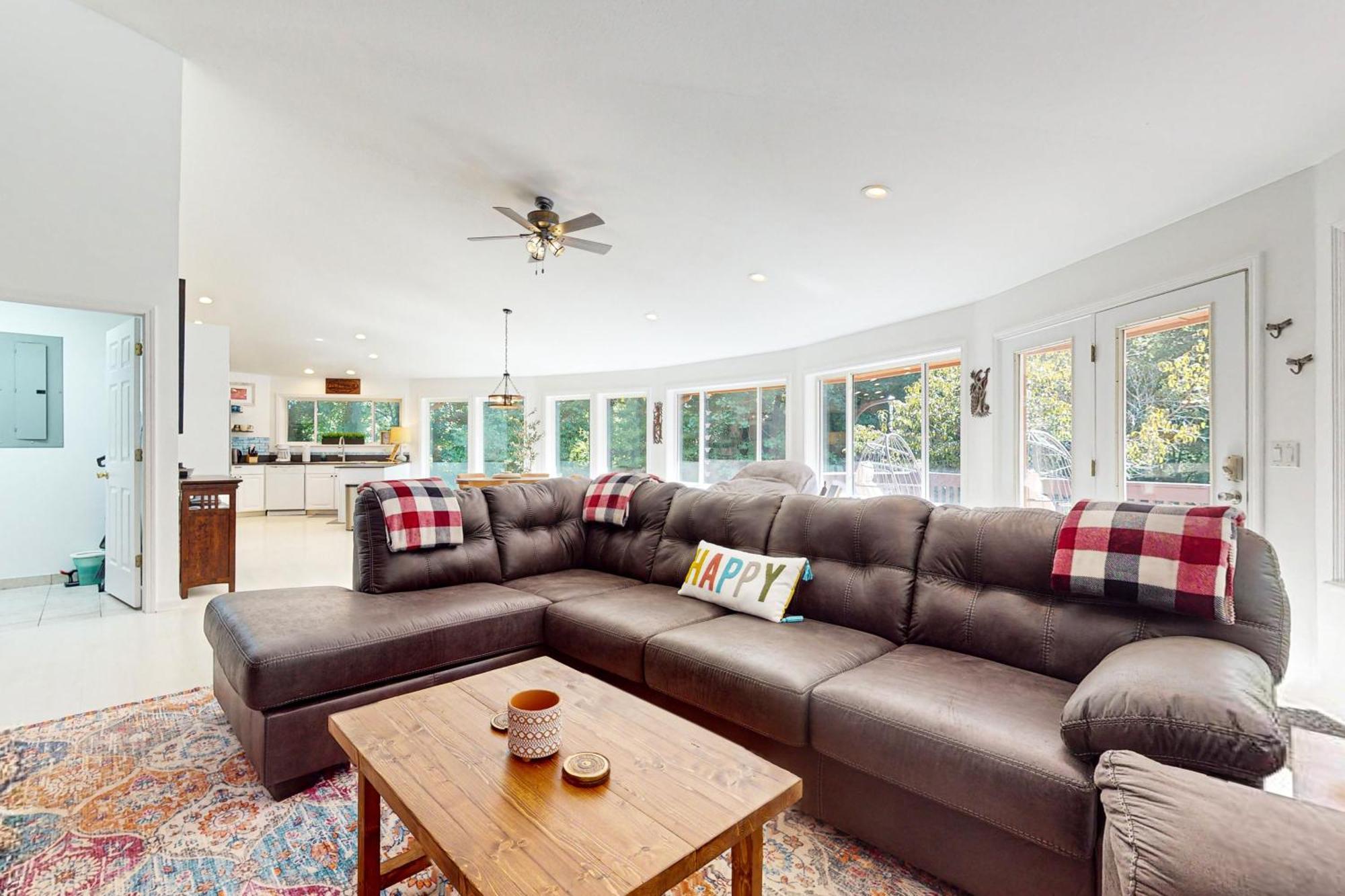 Circle House In The Smoky Mountains Holiday home *