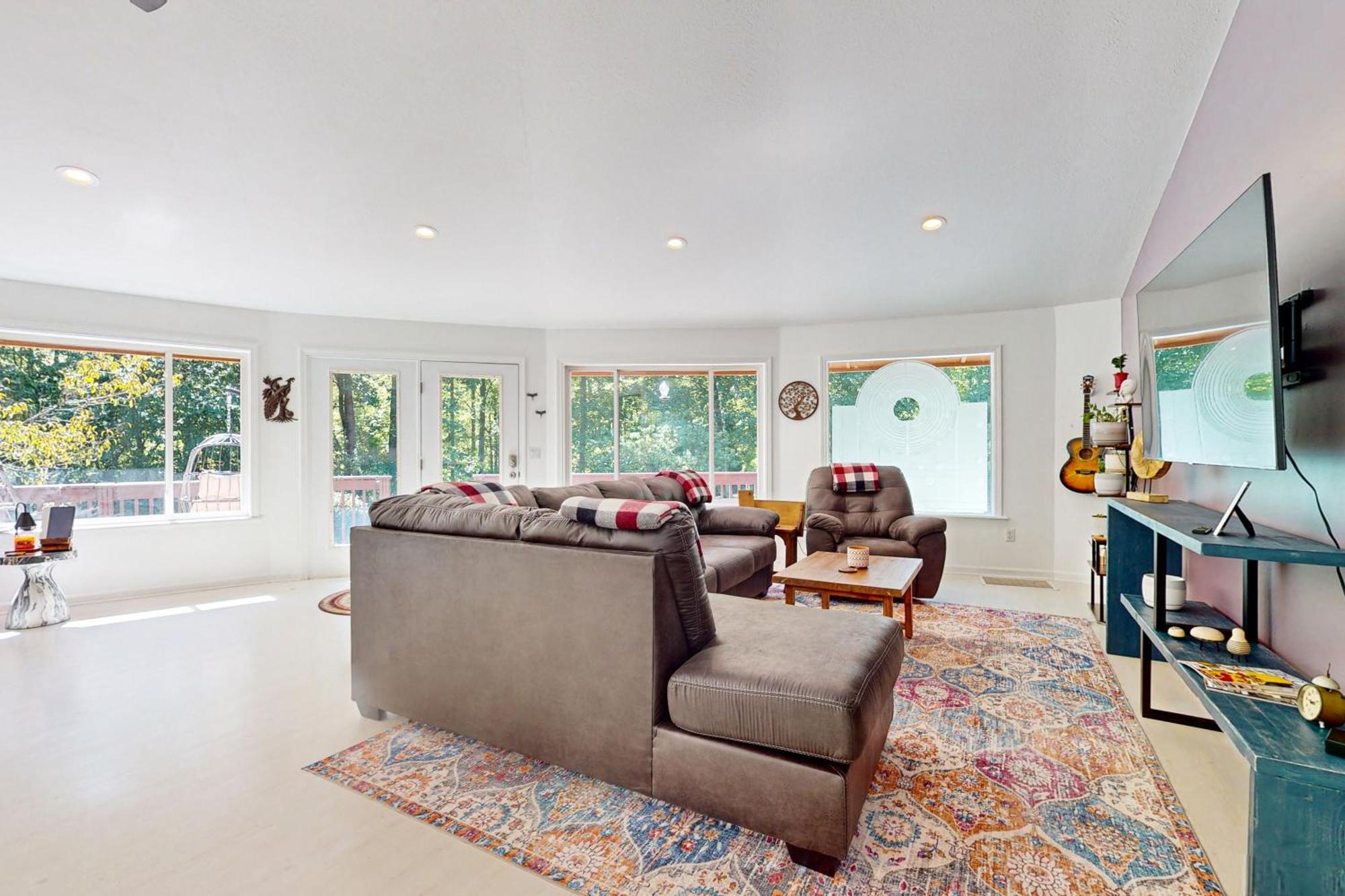Circle House In The Smoky Mountains Whittier